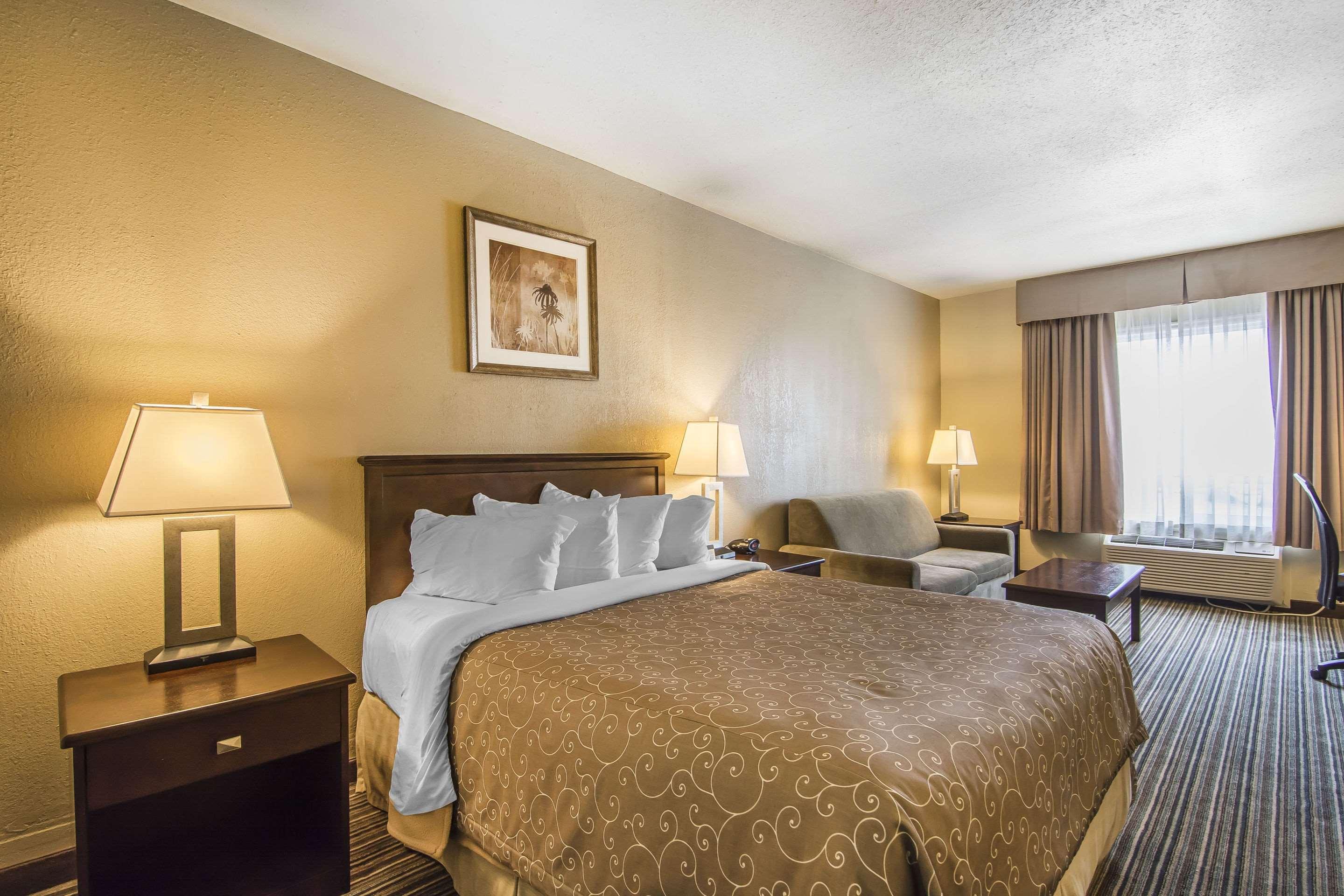 Quality Inn & Suites Yorkton Kültér fotó
