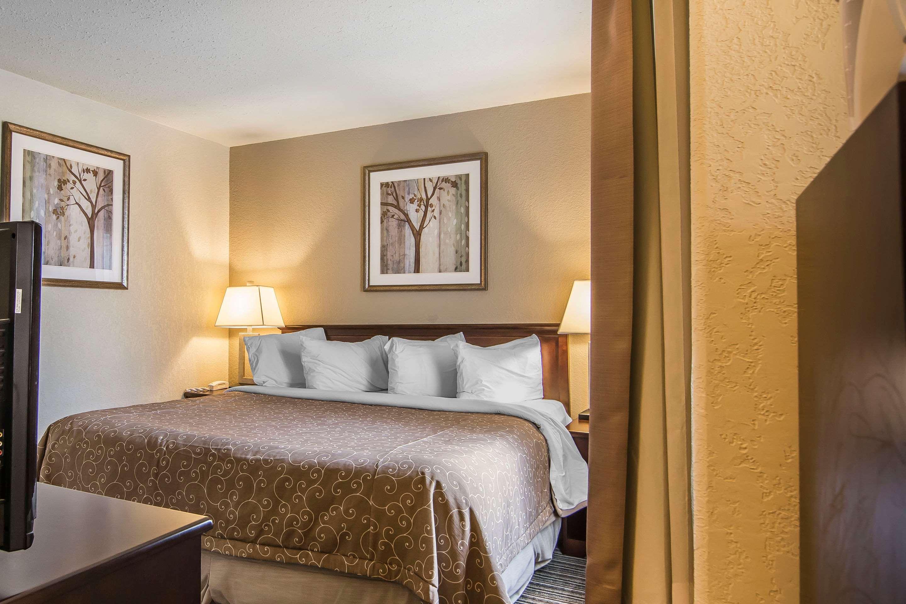 Quality Inn & Suites Yorkton Kültér fotó