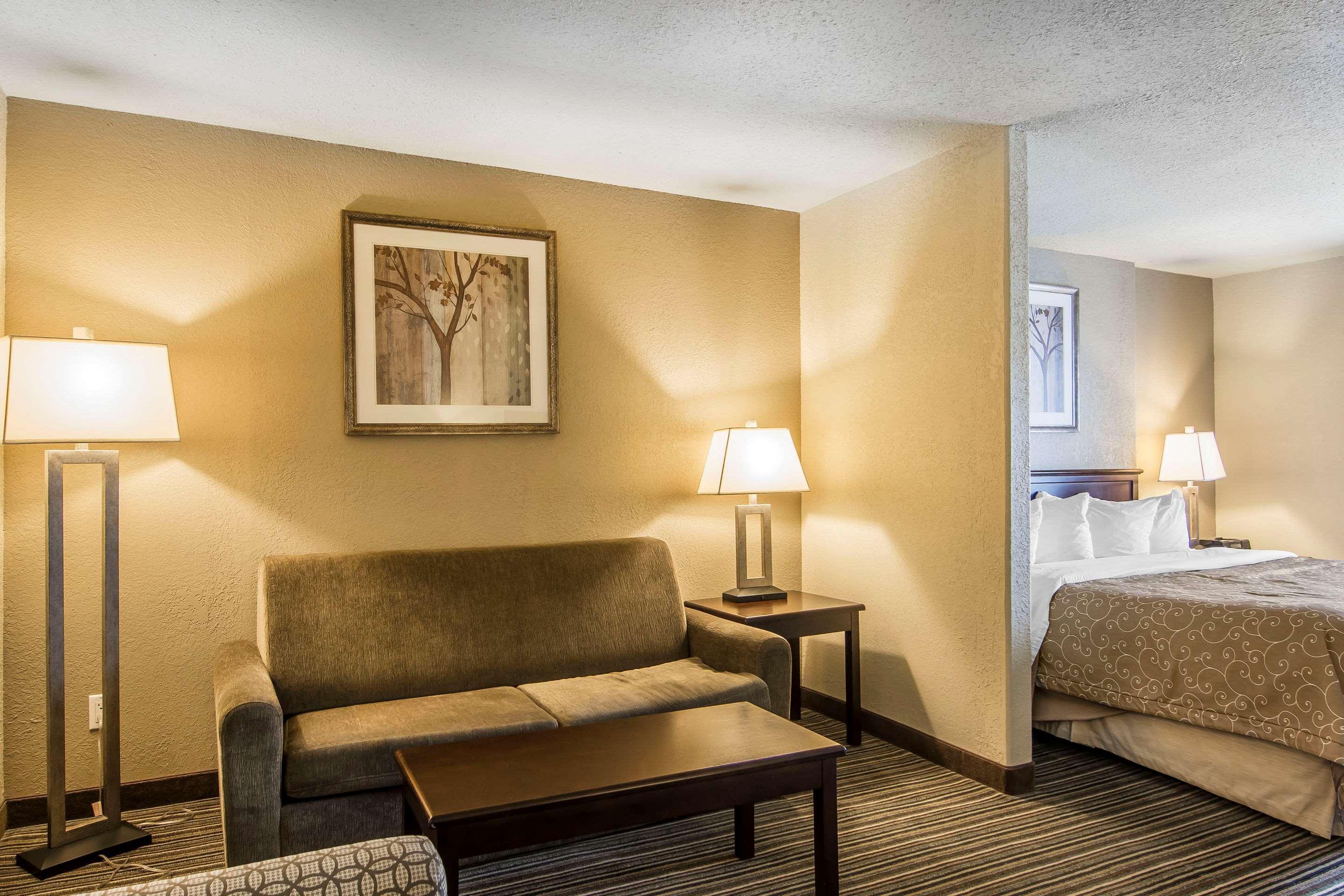 Quality Inn & Suites Yorkton Kültér fotó