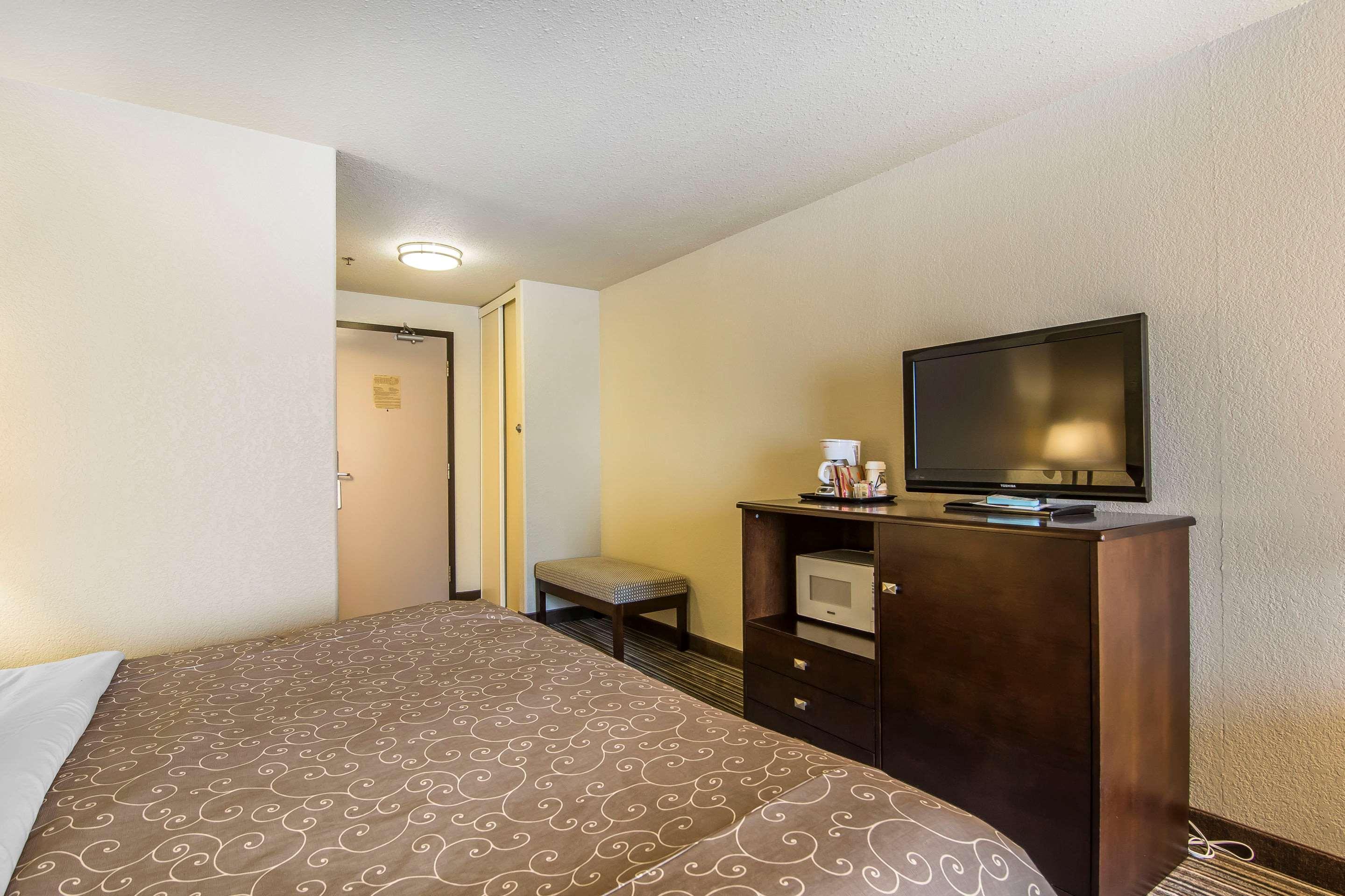 Quality Inn & Suites Yorkton Kültér fotó