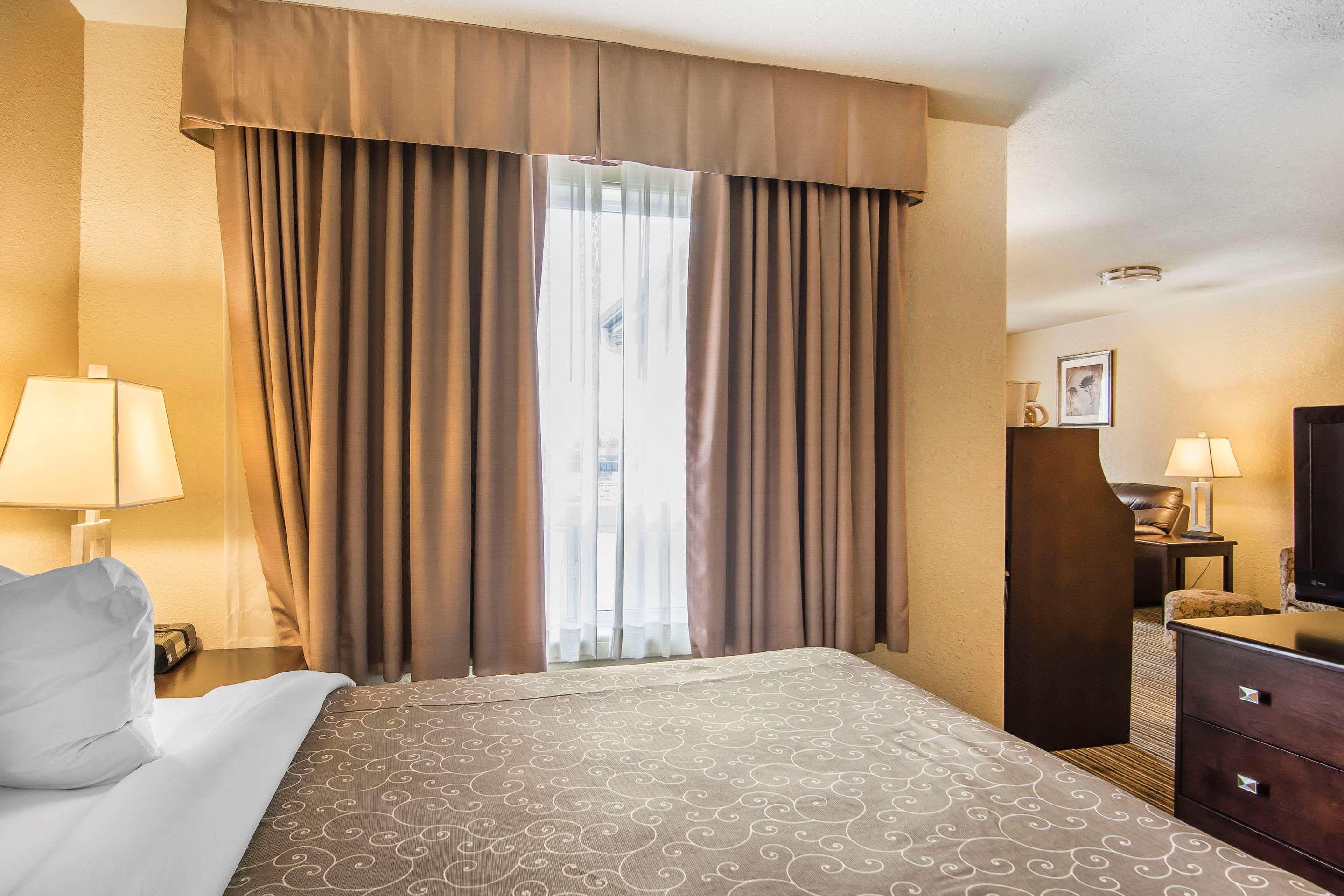 Quality Inn & Suites Yorkton Kültér fotó