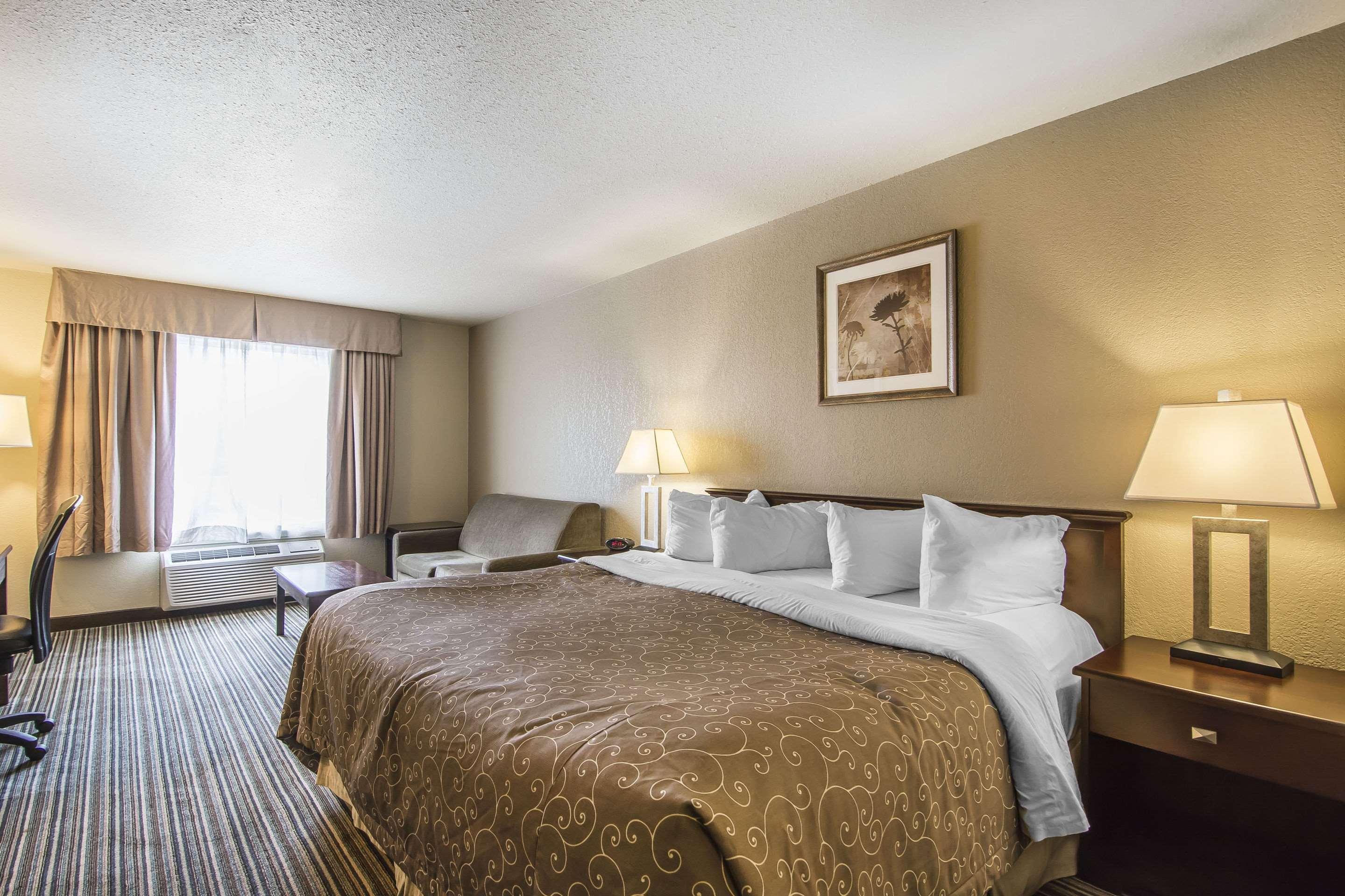 Quality Inn & Suites Yorkton Kültér fotó