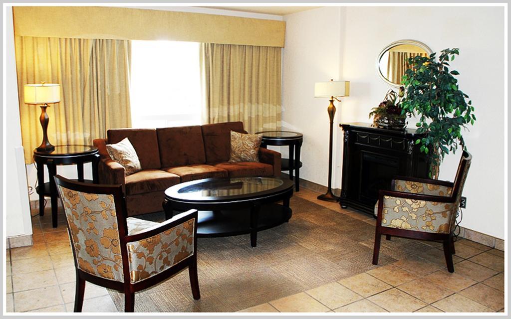 Quality Inn & Suites Yorkton Kültér fotó