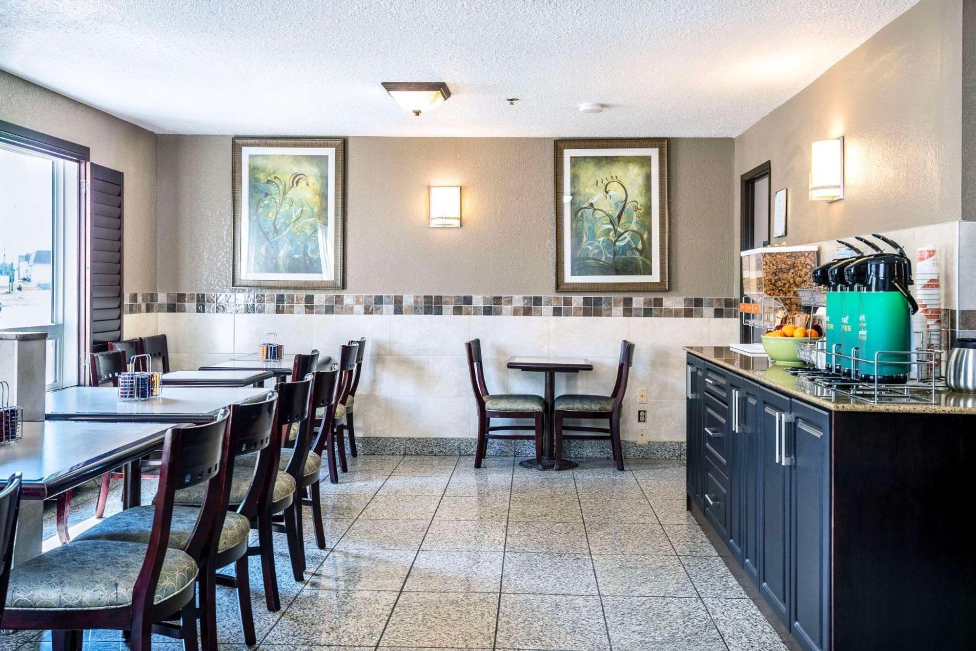 Quality Inn & Suites Yorkton Kültér fotó