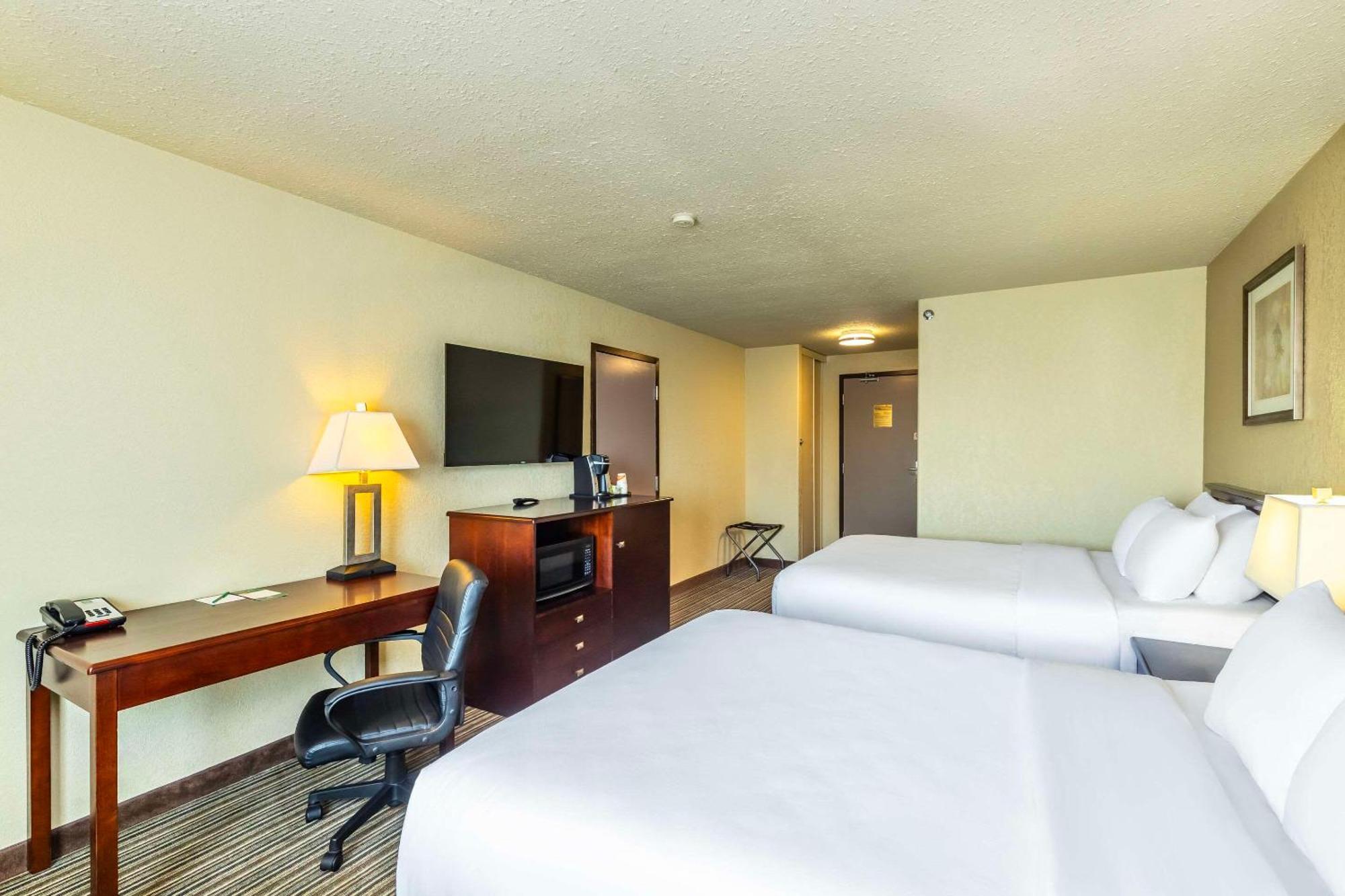 Quality Inn & Suites Yorkton Kültér fotó