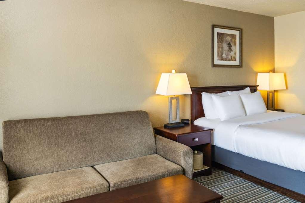 Quality Inn & Suites Yorkton Szoba fotó