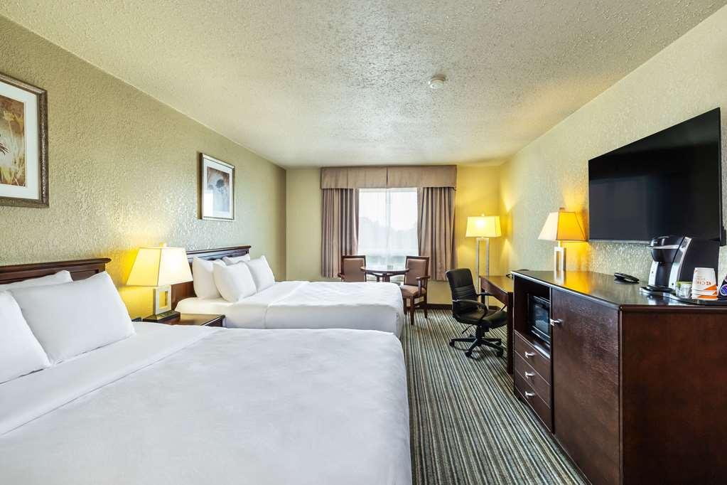 Quality Inn & Suites Yorkton Szoba fotó