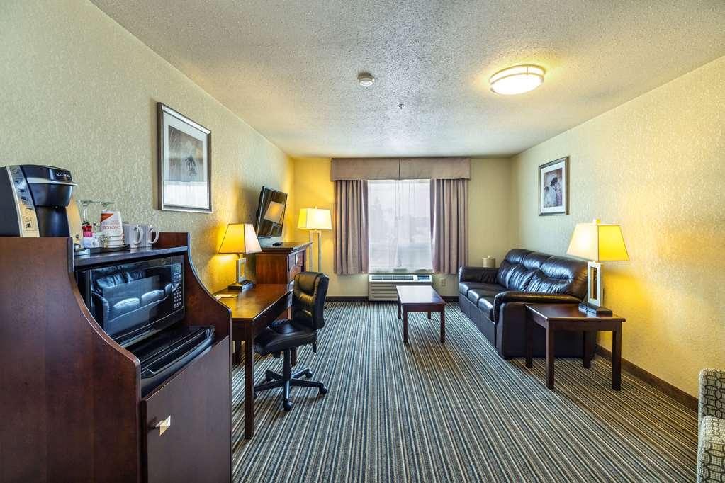 Quality Inn & Suites Yorkton Szoba fotó