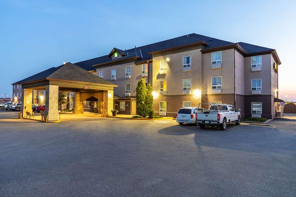 Quality Inn & Suites Yorkton Kültér fotó